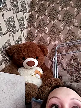 LeilaSaint online show from March 26, 2026, 5:39 am