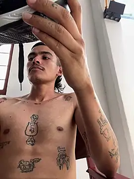 sorry-mom69 online show from January 9, 2026, 3:52 pm