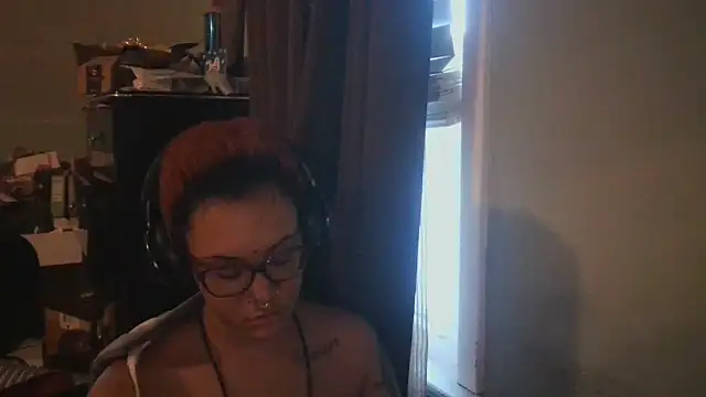 nickytheehawtie online show from February 7, 2026, 10:29 pm