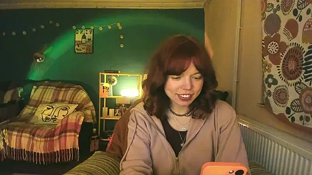 ClancyMorissey online show from March 6, 2025, 8:48 pm