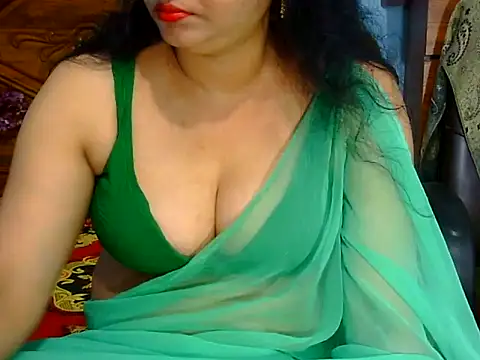 Snapshot of Daneldayna chatting on November 2, 2025, 7:46 am Daneldayna online show from November 2, 2025, 7:46 am