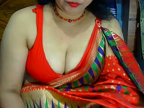 Snapshot of Daneldayna chatting on November 24, 2025, 1:33 pm Daneldayna online show from November 24, 2025, 1:33 pm