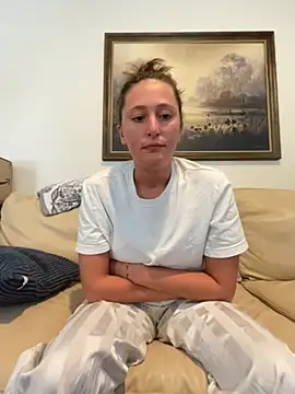 Snapshot of triple34D chatting on September 12, 2025, 4:51 pm triple34D online show from September 12, 2025, 4:51 pm