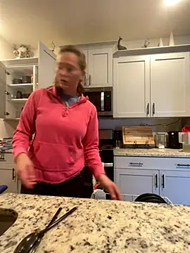 Snapshot of triple34D chatting on November 12, 2025, 1:26 pm triple34D online show from November 12, 2025, 1:26 pm