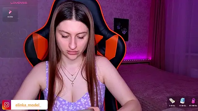 Snapshot of Elishka_ chatting on June 26, 2026, 8:03 pm Elishka online show from June 26, 2026, 8:03 pm