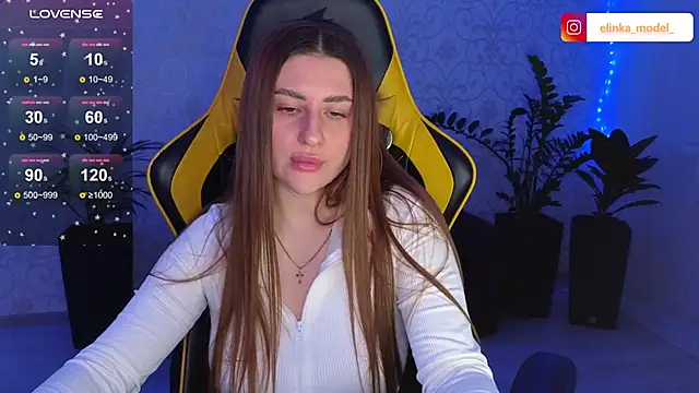 Elishka  online show from February 26, 2025, 8:04 pm