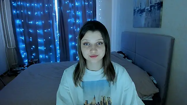 Snapshot of SoniNesti chatting on February 15, 2025, 11:50 am SoniNesti online show from February 15, 2025, 11:50 am