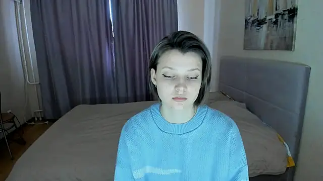 Snapshot of SoniNesti chatting on February 25, 2025, 11:43 am SoniNesti online show from February 25, 2025, 11:43 am