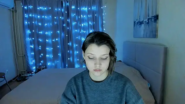 Snapshot of SoniNesti chatting on February 18, 2025, 2:16 pm SoniNesti online show from February 18, 2025, 2:16 pm