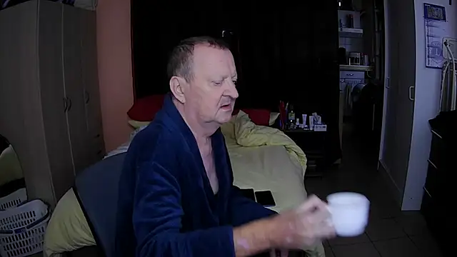 Snapshot of passifsoumis1963 chatting on November 19, 2025, 9:09 am passifsoumis1963 online show from November 19, 2025, 9:09 am
