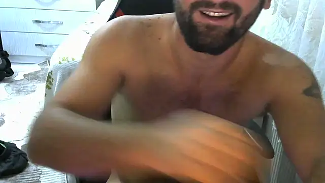 Snapshot of crazybaby5461 chatting on October 5, 2025, 12:12 am crazybaby5461 online show from October 5, 2025, 12:12 am