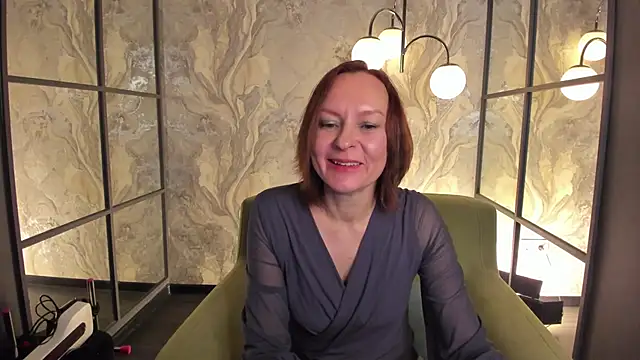 Snapshot of NikaGentle chatting on October 24, 2025, 5:28 am NikaGentle online show from October 24, 2025, 5:28 am