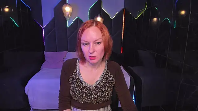 Snapshot of NikaGentle chatting on October 11, 2025, 5:41 am NikaGentle online show from October 11, 2025, 5:41 am