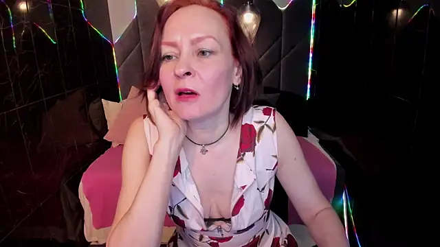 Snapshot of NikaGentle chatting on February 15, 2026, 5:41 am NikaGentle online show from February 15, 2026, 5:41 am