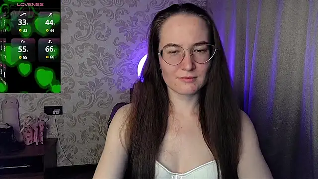 AgnesGraham online show from March 27, 2026, 10:43 pm