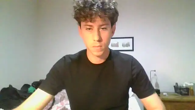 Snapshot of saint_not chatting on December 18, 2025, 4:00 pm saint not online show from December 18, 2025, 4:00 pm