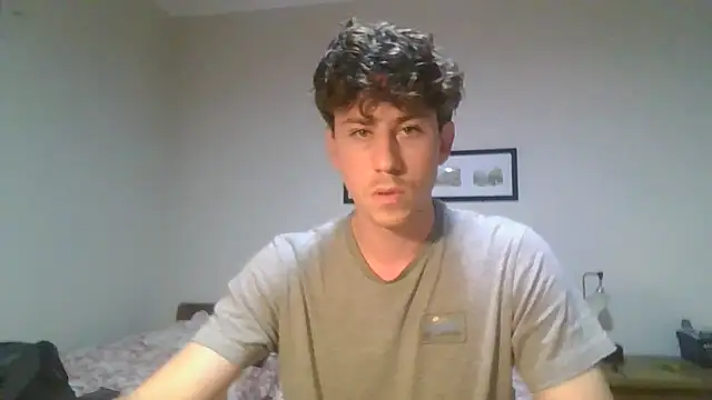 Snapshot of saint_not chatting on December 15, 2025, 10:48 pm saint not online show from December 15, 2025, 10:48 pm