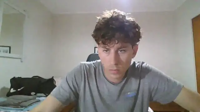 Snapshot of saint_not chatting on December 1, 2025, 10:32 pm saint not online show from December 1, 2025, 10:32 pm