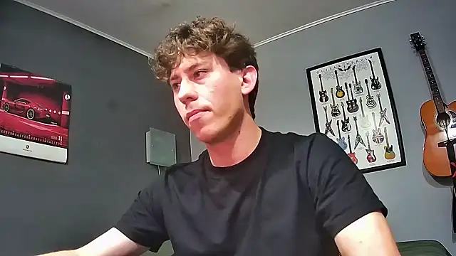 Snapshot of saint_not chatting on December 1, 2025, 3:29 am saint not online show from December 1, 2025, 3:29 am