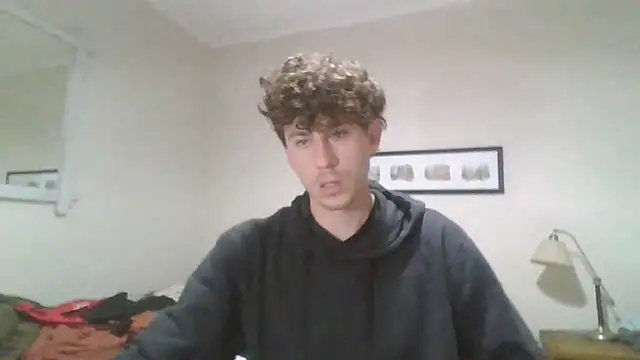 Snapshot of saint_not chatting on November 4, 2025, 8:45 pm saint not online show from November 4, 2025, 8:45 pm