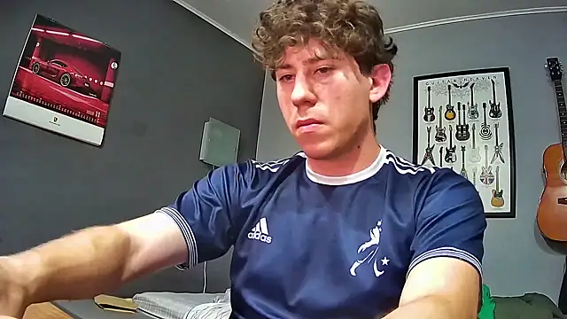 Snapshot of saint_not chatting on December 20, 2025, 4:10 pm saint not online show from December 20, 2025, 4:10 pm