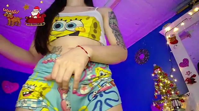 Lunahoney1 online show from December 10, 2024, 7:32 pm