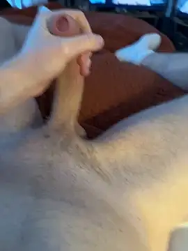 Snapshot of Britishboy99 chatting on March 20, 2025, 5:36 pm Britishboy99 online show from March 20, 2025, 5:36 pm