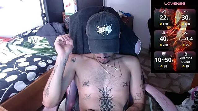 Snapshot of Apolo_S chatting on February 1, 2026, 6:39 pm Apolo S online show from February 1, 2026, 6:39 pm