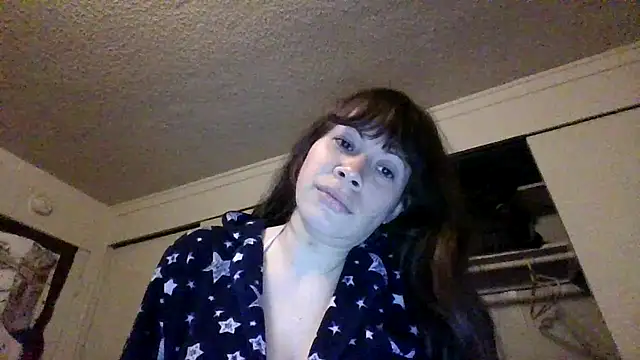 petitedoll29 online show from December 6, 2024, 4:19 am