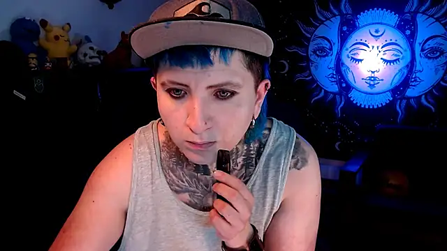 Snapshot of Marieblueeyes chatting on March 13, 2025, 6:05 am Marieblueeyes online show from March 13, 2025, 6:05 am