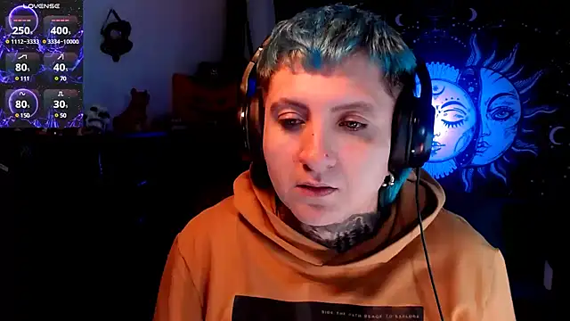 Snapshot of Marieblueeyes chatting on March 3, 2025, 3:27 am Marieblueeyes online show from March 3, 2025, 3:27 am