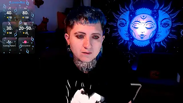 Snapshot of Marieblueeyes chatting on March 7, 2025, 1:31 am Marieblueeyes online show from March 7, 2025, 1:31 am