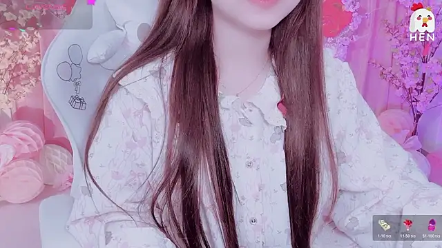 Snapshot of hen237 chatting on February 28, 2026, 7:13 pm hen237 online show from February 28, 2026, 7:13 pm