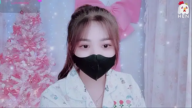 Snapshot of hen237 chatting on January 6, 2026, 5:50 pm hen237 online show from January 6, 2026, 5:50 pm