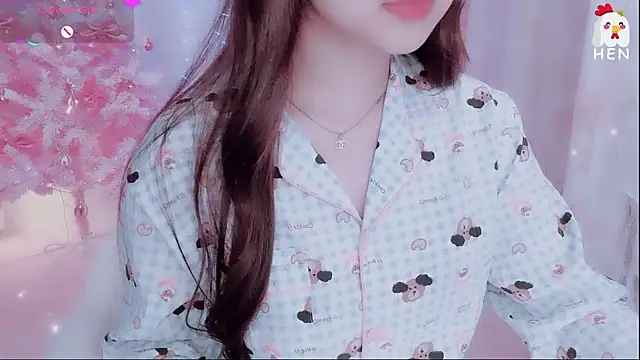 Snapshot of hen237 chatting on January 9, 2026, 6:04 pm hen237 online show from January 9, 2026, 6:04 pm