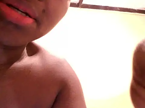 Snapshot of Queen_BootyXXX chatting on June 6, 2026, 2:39 am Queen BootyXXX online show from June 6, 2026, 2:39 am