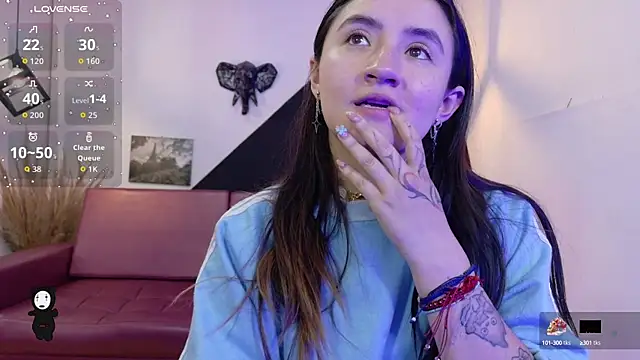 Perla Campbell online show from October 2, 2025, 6:11 pm