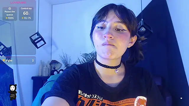 Perla Campbell online show from March 19, 2025, 10:20 pm