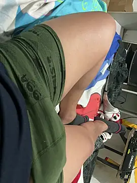 elvis0966 online show from January 5, 2025, 4:14 am