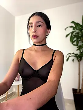 Snapshot of SelenaStone chatting on January 9, 2026, 10:06 pm SelenaStone online show from January 9, 2026, 10:06 pm