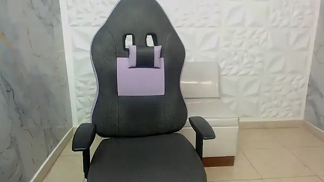 Snapshot of ManSant chatting on February 4, 2026, 6:36 pm ManSant online show from February 4, 2026, 6:36 pm