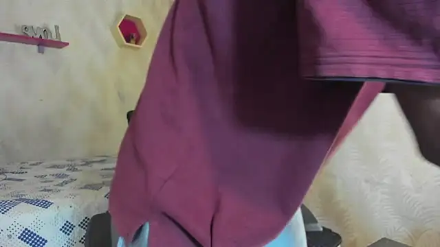 Snapshot of ManSant chatting on February 5, 2026, 2:13 pm ManSant online show from February 5, 2026, 2:13 pm