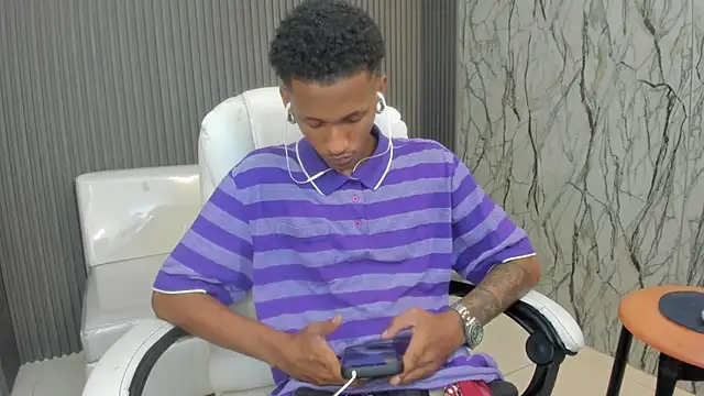 Snapshot of ManSant chatting on March 3, 2026, 2:35 pm ManSant online show from March 3, 2026, 2:35 pm