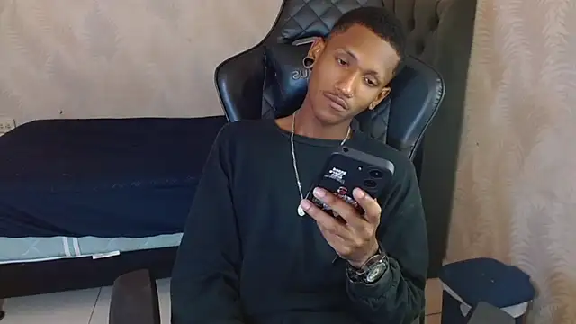 ManSant online show from September 26, 2025, 4:14 pm