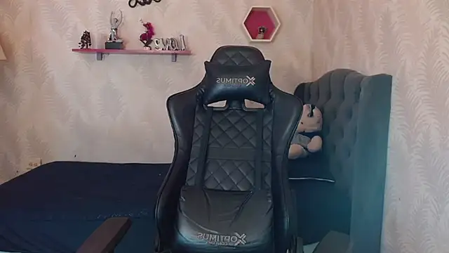 ManSant online show from September 30, 2025, 3:29 pm