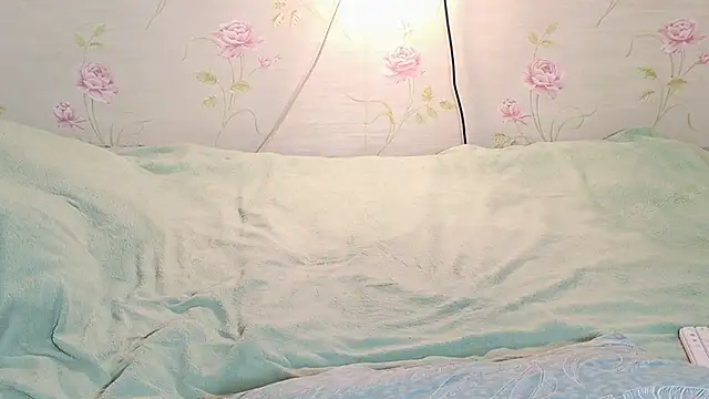 sinnamon  online show from March 20, 2026, 2:29 pm