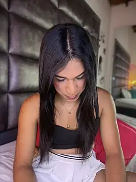 Snapshot of Ashly_Miller chatting on February 20, 2026, 7:49 pm Ashly Miller online show from February 20, 2026, 7:49 pm