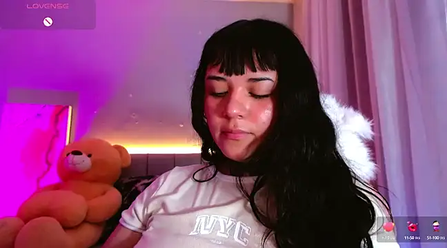 Snapshot of kim_blake chatting on March 21, 2025, 3:57 pm kim blake online show from March 21, 2025, 3:57 pm