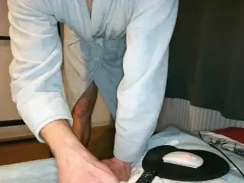 Snapshot of geilehure26 chatting on March 4, 2025, 10:49 pm geilehure26 online show from March 4, 2025, 10:49 pm