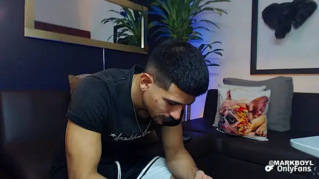 Snapshot of Markboyl chatting on December 21, 2024, 2:47 pm Markboyl online show from December 21, 2024, 2:47 pm